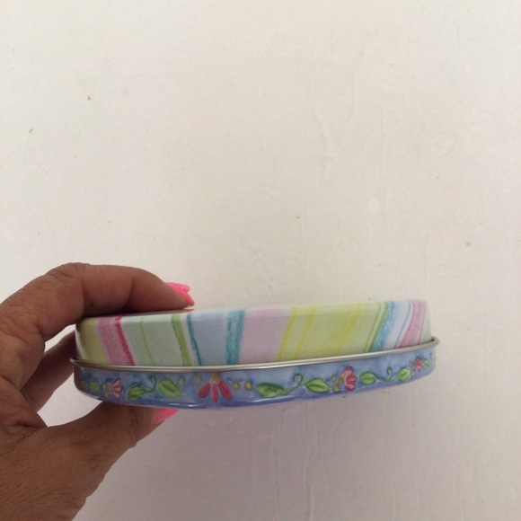 BRIGHTON HEART LARGE JEWELRY TIN - Picture 10 of 13